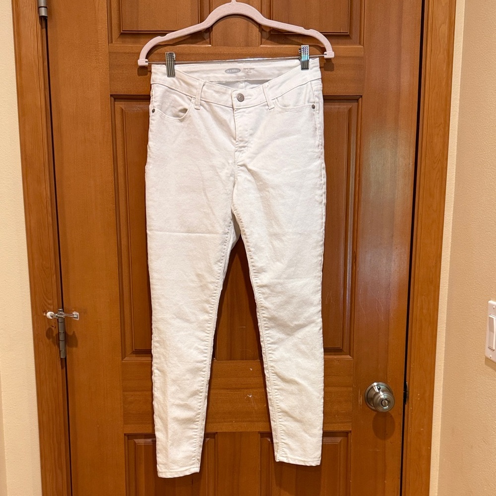 Old Navy Women's Cream Skinny Jeans